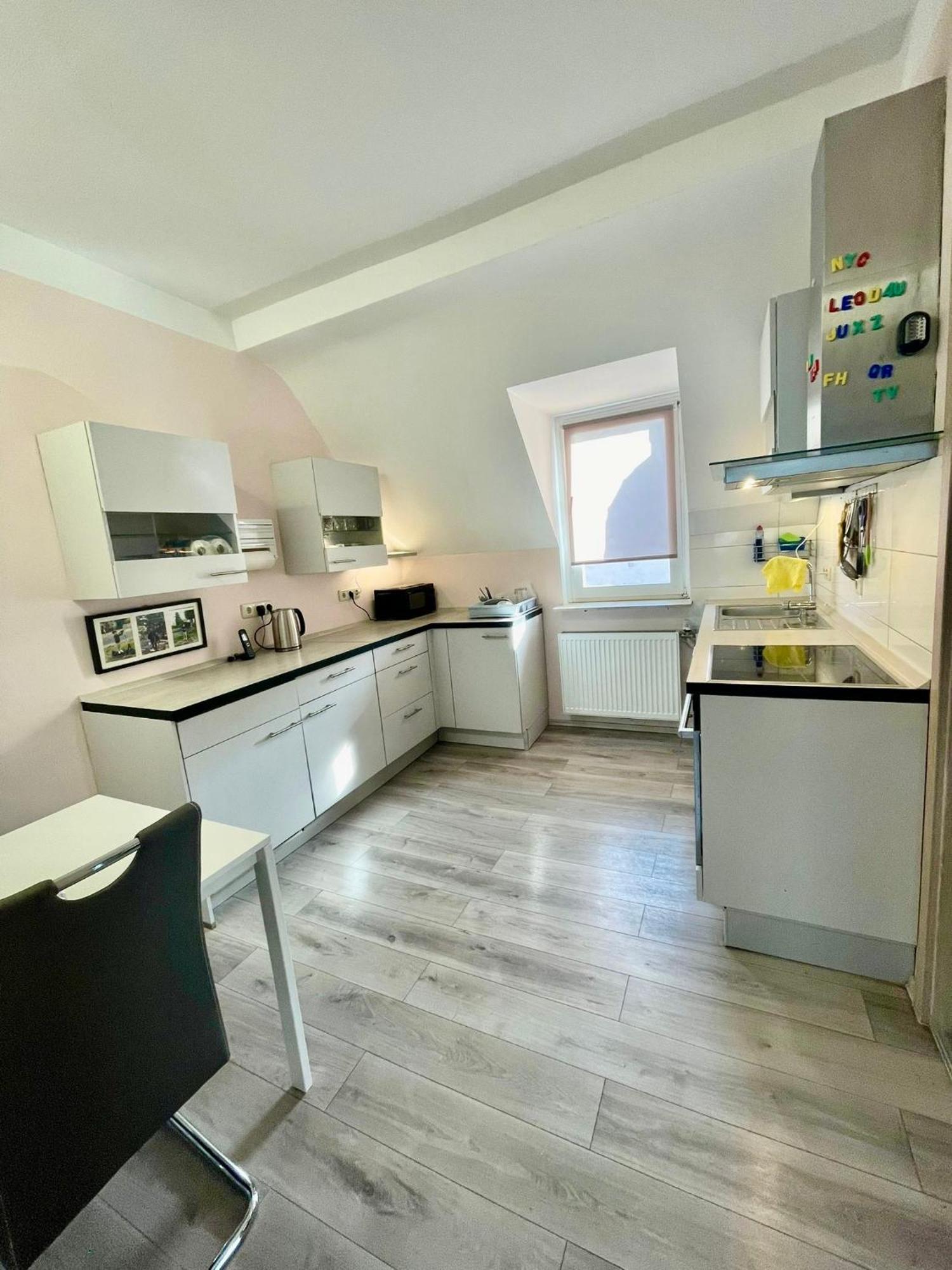 Leo Apartment Zentrum Ruesselsheim Ngoại thất bức ảnh